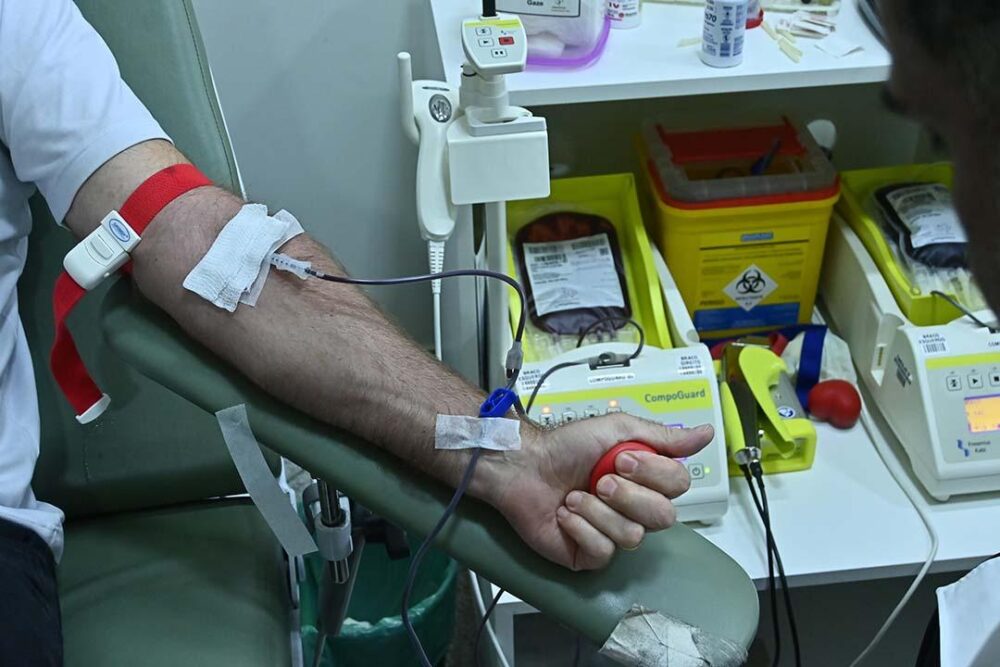 Doação de sangue passa a ser permitida após os 70 anos
