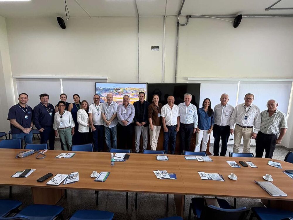 Lideranças que participaram da reunião