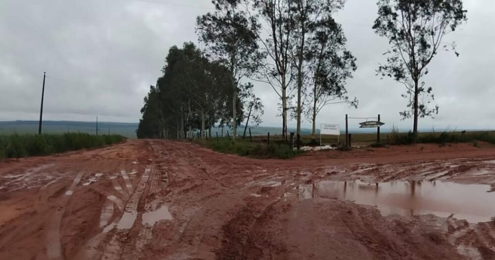 Ação das equipes é dificultada em alguns trechos