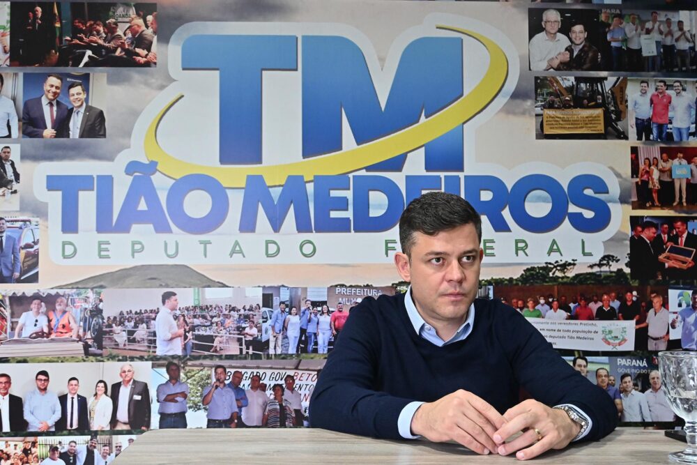 Deputado Tião Medeiros na entrevista ao Diário do Noroeste
Foto: Ivan Fuquini