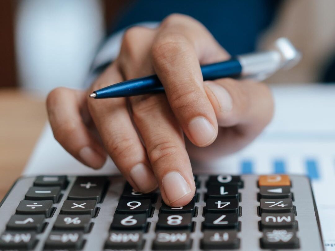 senac-pr-disponibiliza-7-mil-vagas-gratuitas-em-cursos-sobre-financas-seguranca-digital-e-ia-49271-1791897221-5766
