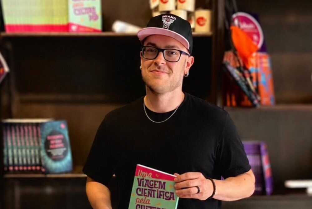 Lucas Miranda é físico, mestre em divulgação científica e autor de Uma viagem científica pela cultura pop (Editora ICH)