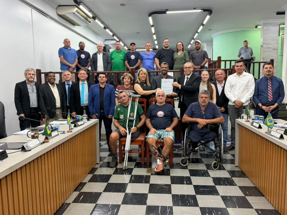 A-VIDA Vereadores com as lideranças da associação