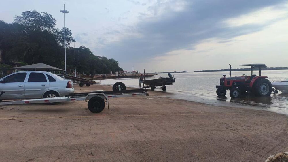 Nível do rio afeta o turismo e outros negócios